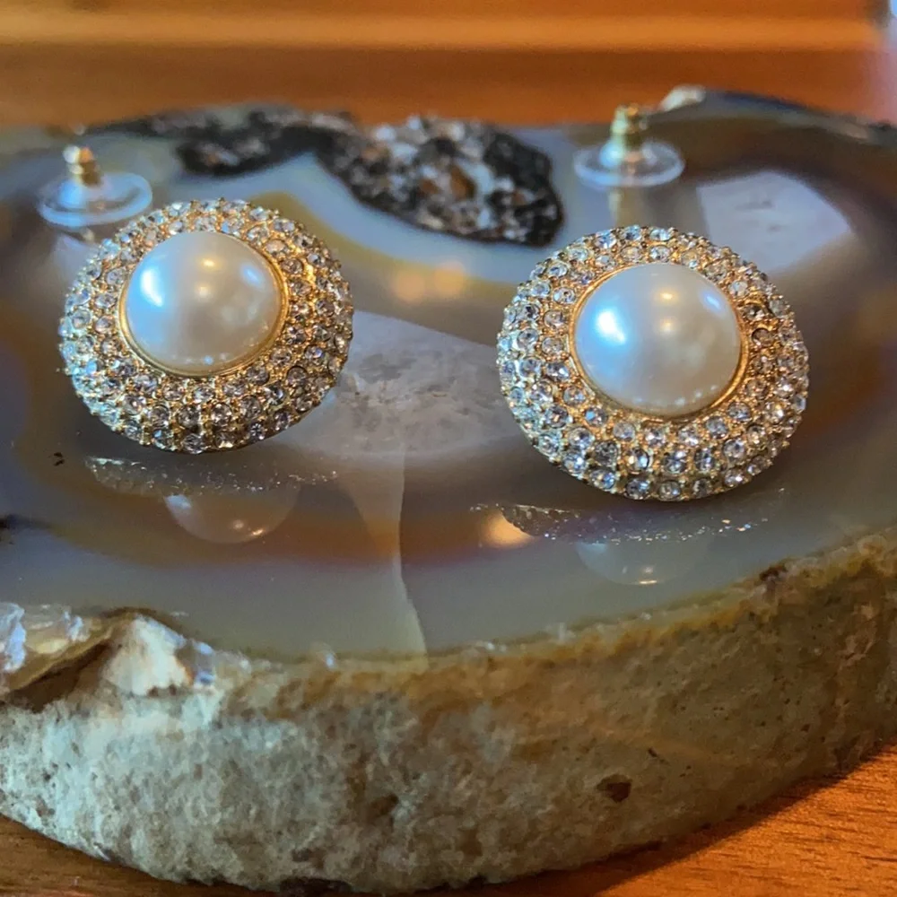 Do not share its relisting Pearl & rhinestone Gold statement earrings GUC 1” - Picture 6 of 15